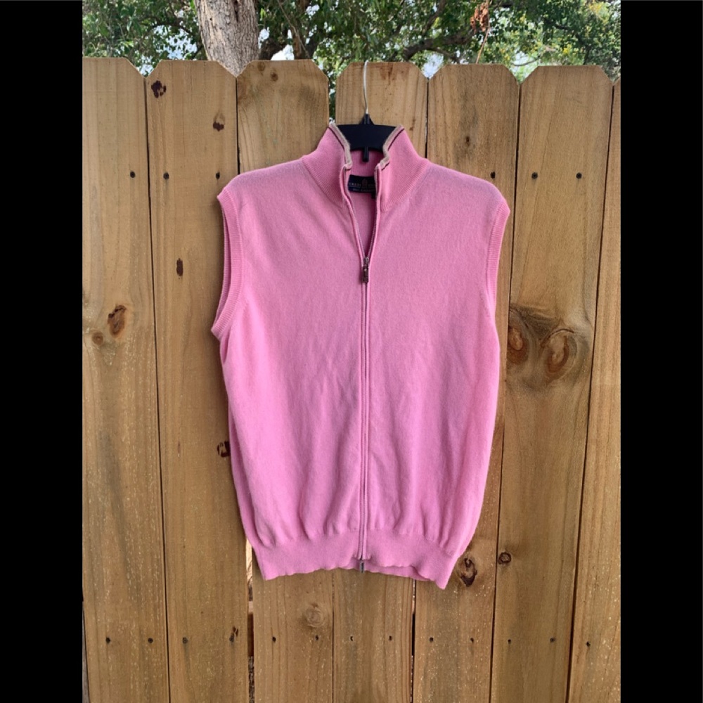 Eredi Pisano cashmere sweater vest.